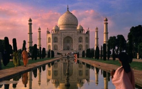 举世闻名的泰姬陵在哪个国家 是印度最知名的古迹之一