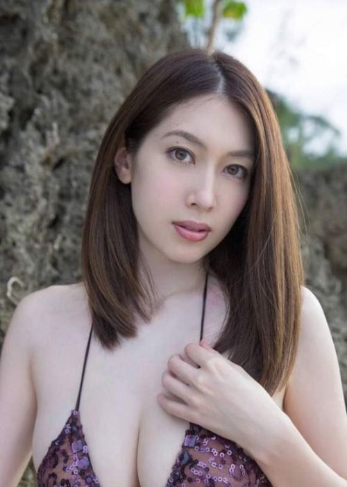 十大最漂亮的日本少妇熟女 屌打年轻妹妹的轻熟女魅力