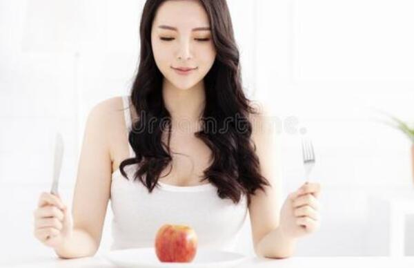 苹果什么时候吃最好 早起空腹吃、饭前饭后、睡前吃