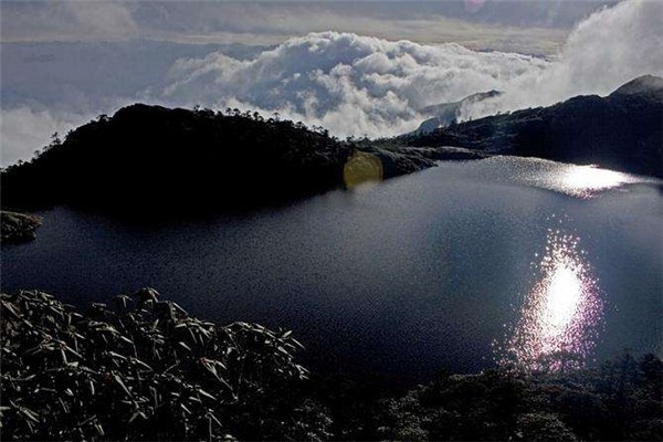 最恐怖的漩涡在哪里 位于特克索玛湖漩涡直径达2.5米