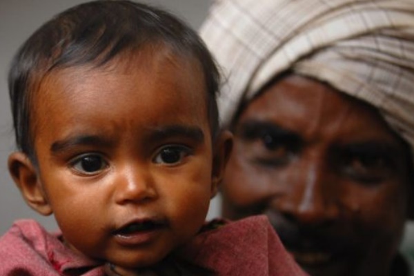 世界上最小的母亲5岁是真的吗？印度女孩5岁生男婴令人惊叹