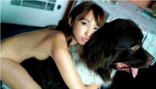 吉木莉莎最新写真集裸臀解禁 有着日本第一美臀的称号