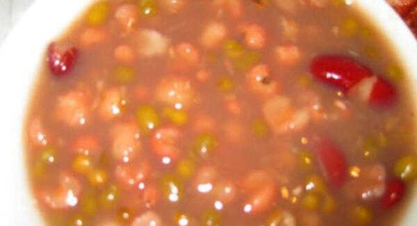 绿豆红豆薏米粥的禁忌 孕妇经期女性禁喝日常不能多喝