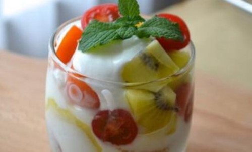 黄桃能和酸奶一起吃吗？吃了黄桃和酸奶会影响健康吗