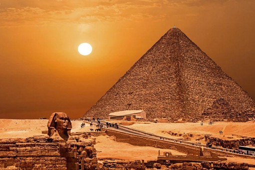 金字塔是怎么建造的 古埃及金字塔是怎么建成的