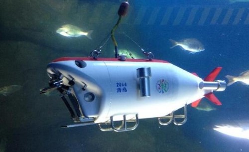 蛟龙号泄密事件 海底7000米发现神秘生物/吓疯潜水员