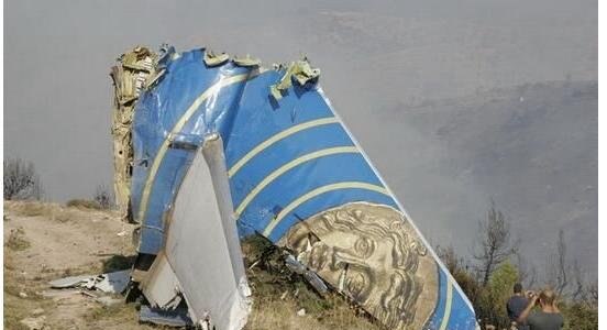 太阳神航空522事件 115名乘客和6名机员全部遇难(无一生还)