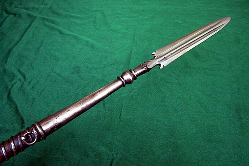 岳飞的兵器沥泉枪的下落 岳飞的兵器沥泉枪在哪个博物馆