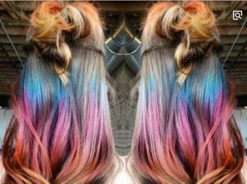西班牙七彩头发女孩 天生拥有七种颜色的头发美若彩虹