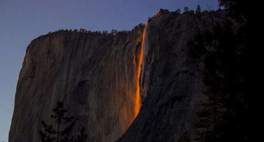 世界罕见自然景观火瀑布 揭秘火瀑布形成原因