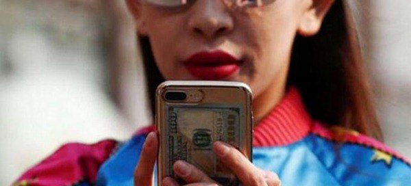 中国最贵手机号码1.2亿天价拍卖成交