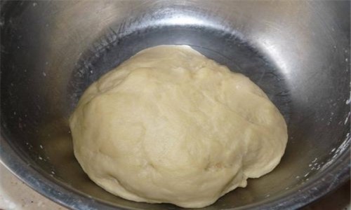 面包不拉丝什么？原因 原来只有高筋面粉才能做拉丝面包