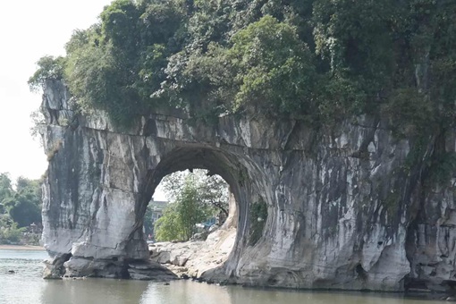 桂林市最著名的水指的是哪条江
