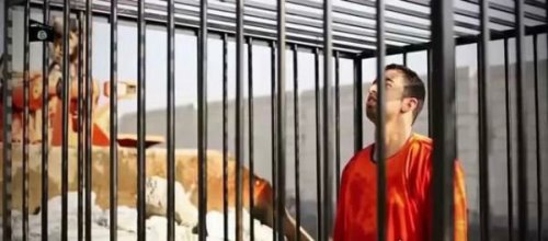 约旦飞行员遭IS火刑致死 临死前的绝望(内含视频)
