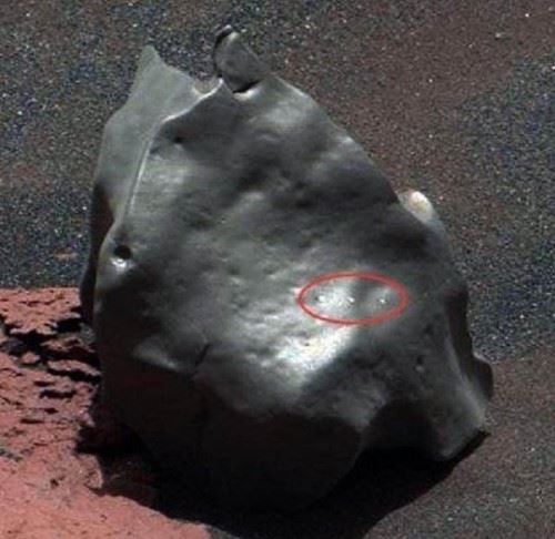 科学家发现了奇特物体「Egg Rock」 这也许是一颗铁镍陨石