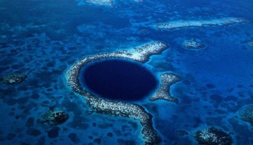 三沙神秘海洋蓝洞成因曝光 被称为南海之眼