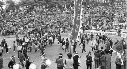 韩国光州事件回顾 市民自发的要求民主运动(死伤民众4000余人)