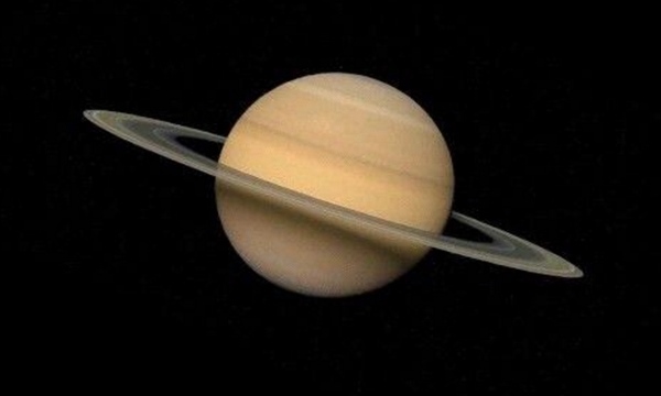 土星为什么？恐怖 被高风力巨压力碎尸内爆每分每秒体验死亡