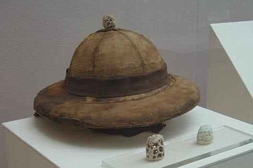 元朝皇帝戴的帽子叫什么?
